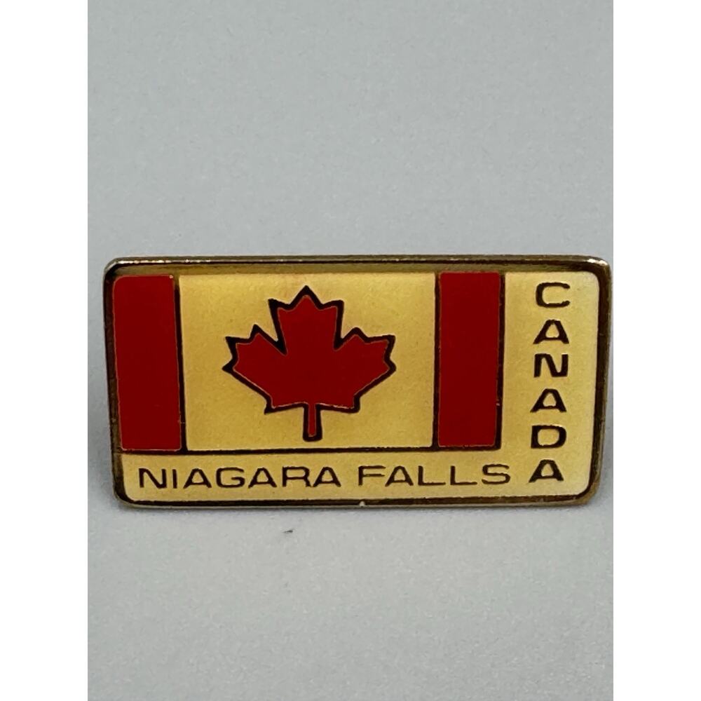 Vintage Niagara Falls Canada Canadian Maple Leaf Lapel Pin